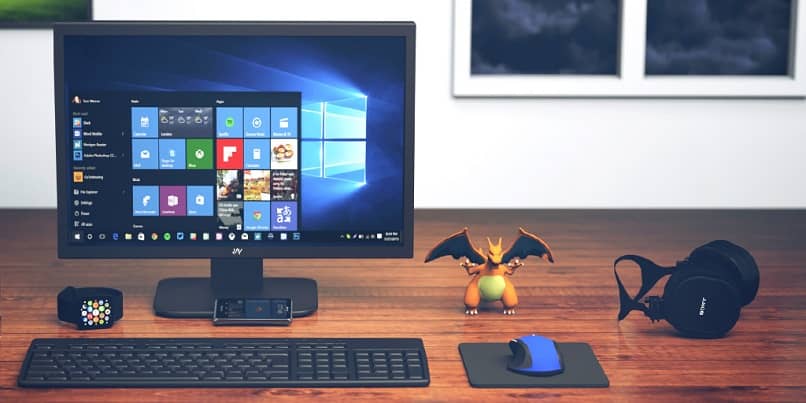 Windows 10 computer on the desktop