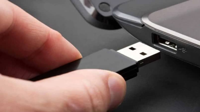 How do I encrypt my USB flash drive with "VeraCrypt"? - Protect your files