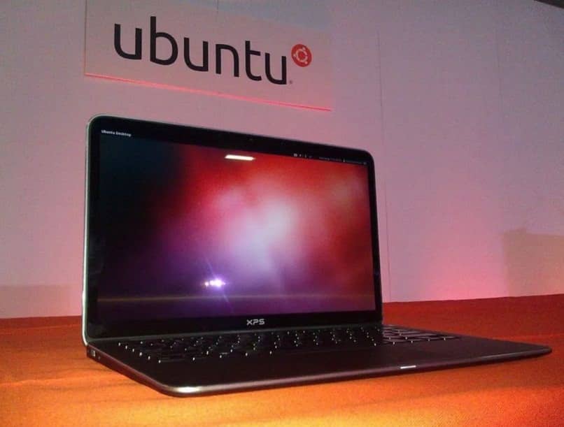 laptop with linux